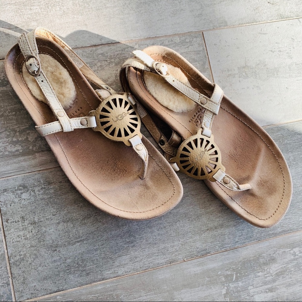 UGG Halendi Sheepskin Heel Puff Genuine Leather Flats Open Toe Sandals Shoes - Picture 7 of 16